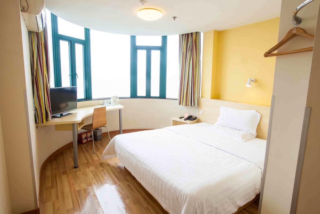 7Days Inn Tianjin Haihe East Road Wanda Centre Camera foto
